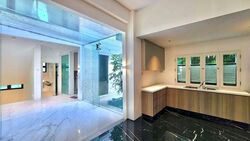 Holland Road (D10), Detached #570572991